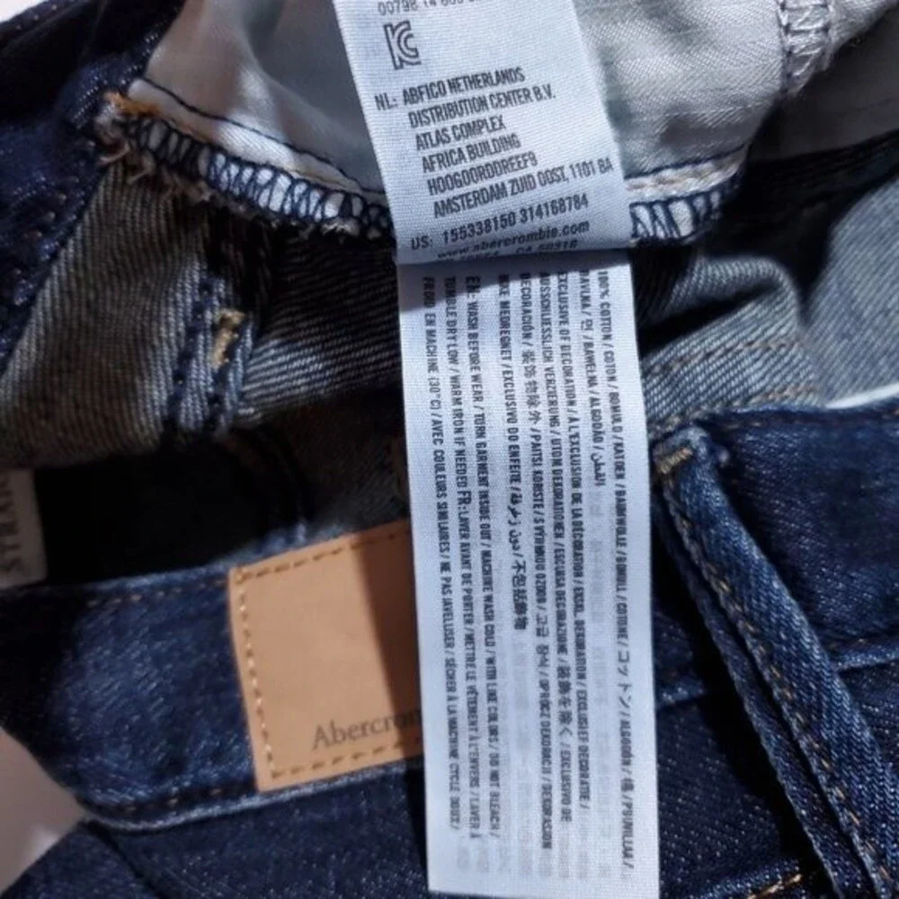 Abercrombie Boyfriend Straight Leg Jeans Size 2 26 Distressed Destroyed Loose